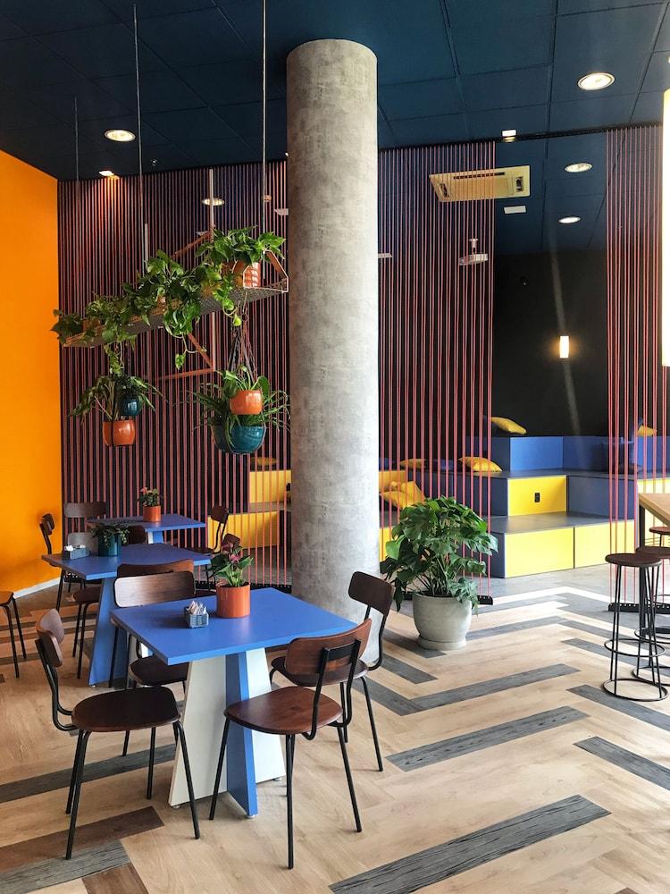 Ibis Tambore バルエリ エクステリア 写真