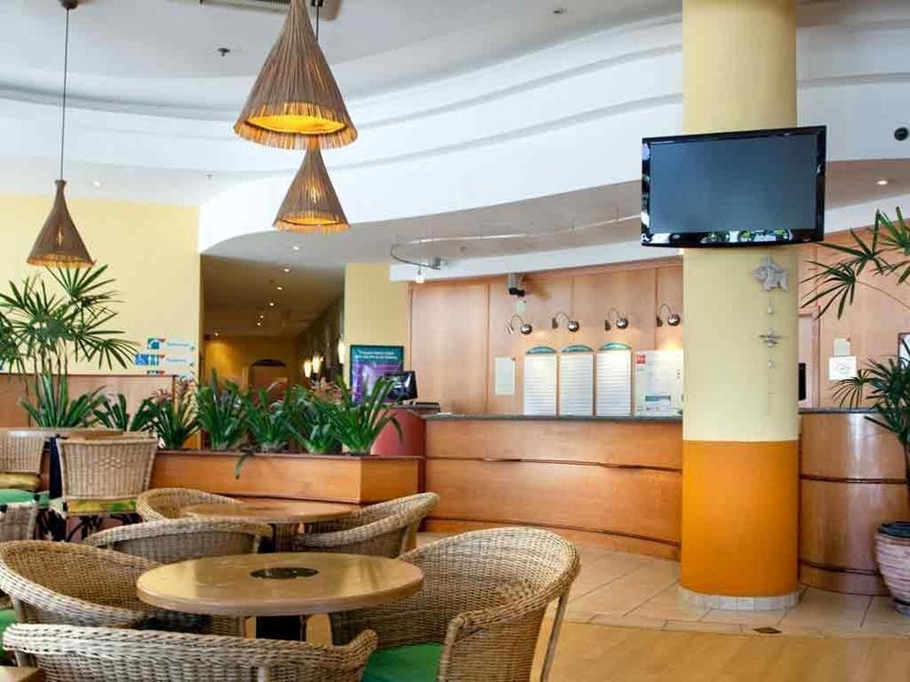Ibis Tambore バルエリ エクステリア 写真