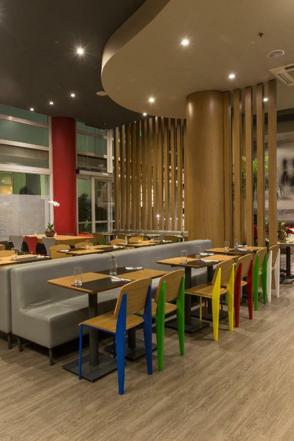 Ibis Tambore バルエリ エクステリア 写真